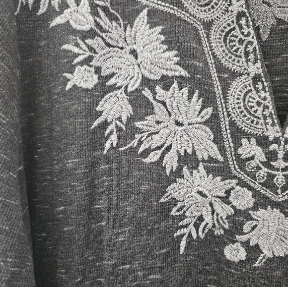 J. Jill Embroidered Tunic Top Plus 2X Gray Boho Casual Knit Elevated Basics - Picture 7 of 16